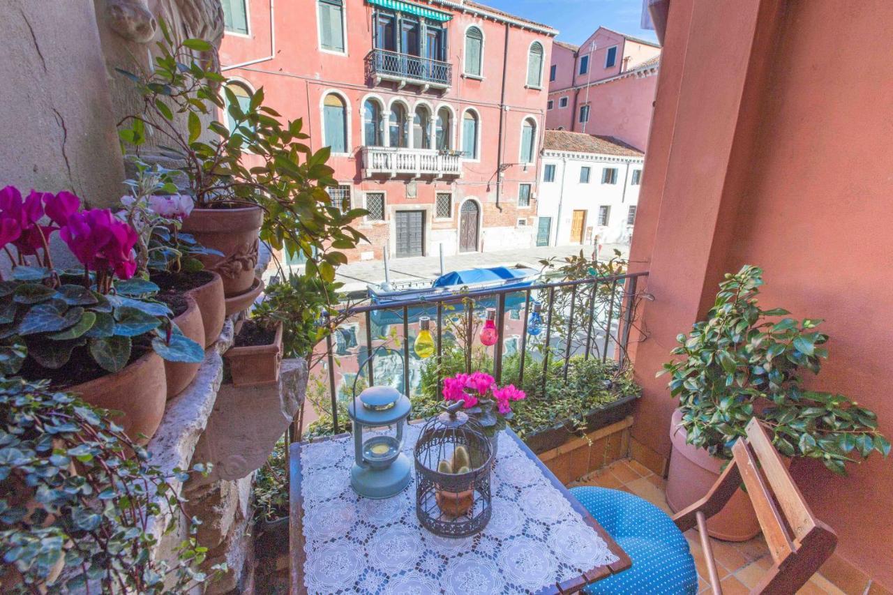 Ca Cammello Private Terrace And Canal View Veneţia Exterior foto