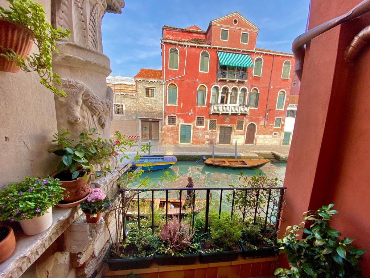 Ca Cammello Private Terrace And Canal View Veneţia Exterior foto
